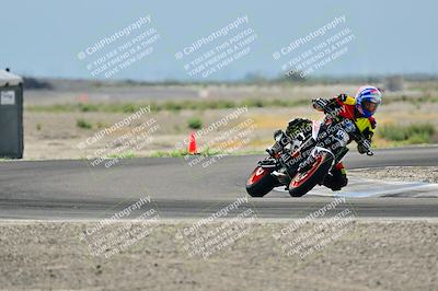 media/Apr-18-2025-TrackDaz (Fri) [[45f5874c44]]/B Group/Session 2 (Turn 7)/